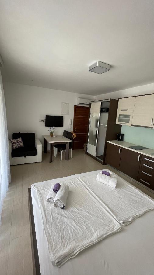 Lavanda Apartments Baška Voda Eksteriør billede