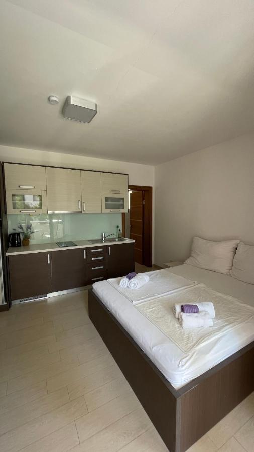 Lavanda Apartments Baška Voda Eksteriør billede