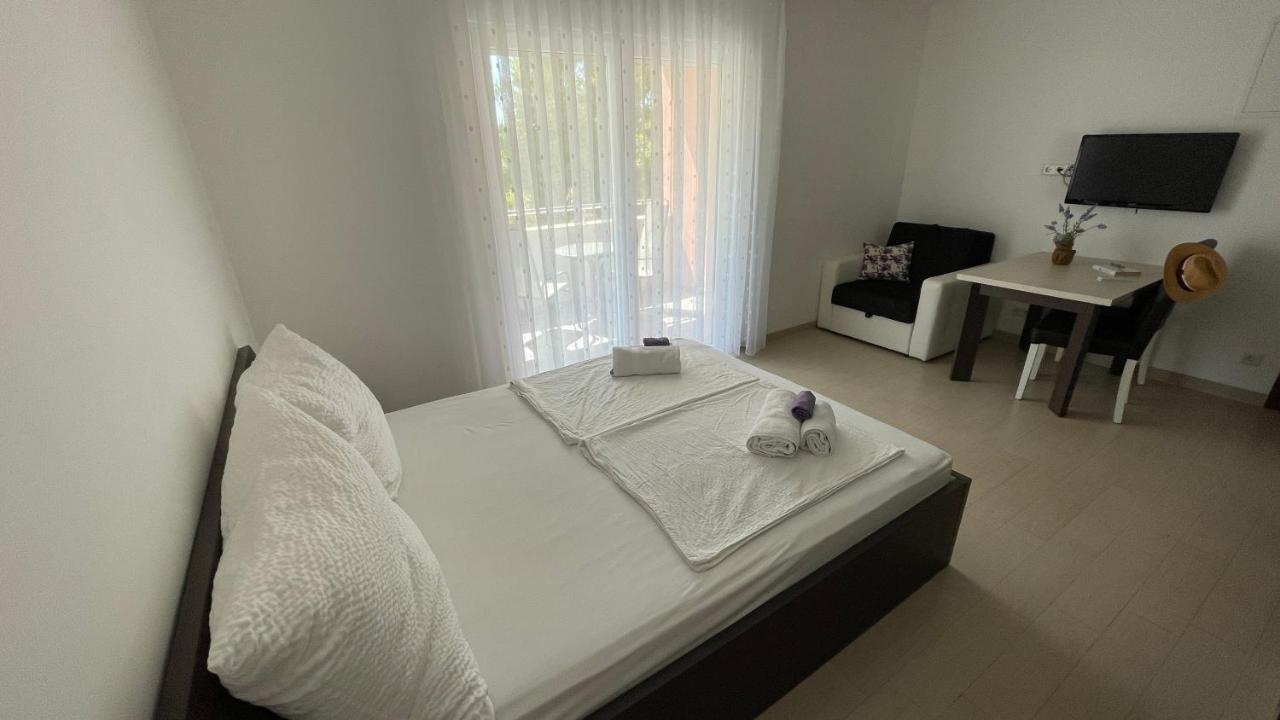 Lavanda Apartments Baška Voda Eksteriør billede