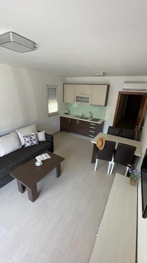 Lavanda Apartments Baška Voda Eksteriør billede
