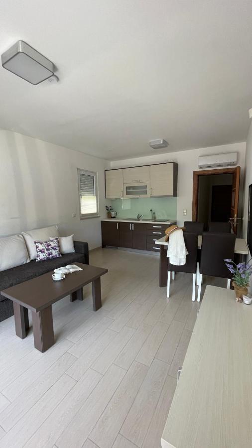 Lavanda Apartments Baška Voda Eksteriør billede