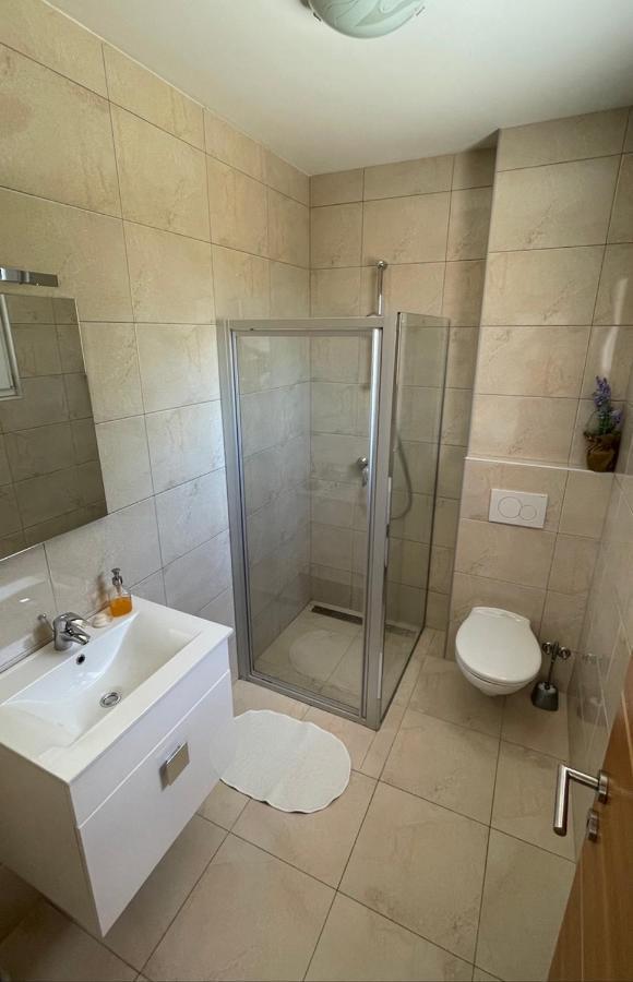 Lavanda Apartments Baška Voda Eksteriør billede